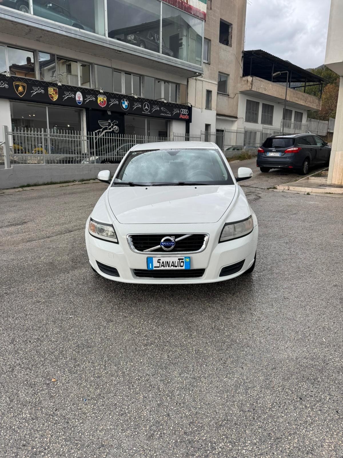 Volvo V50 D2 R-design GARANZIA