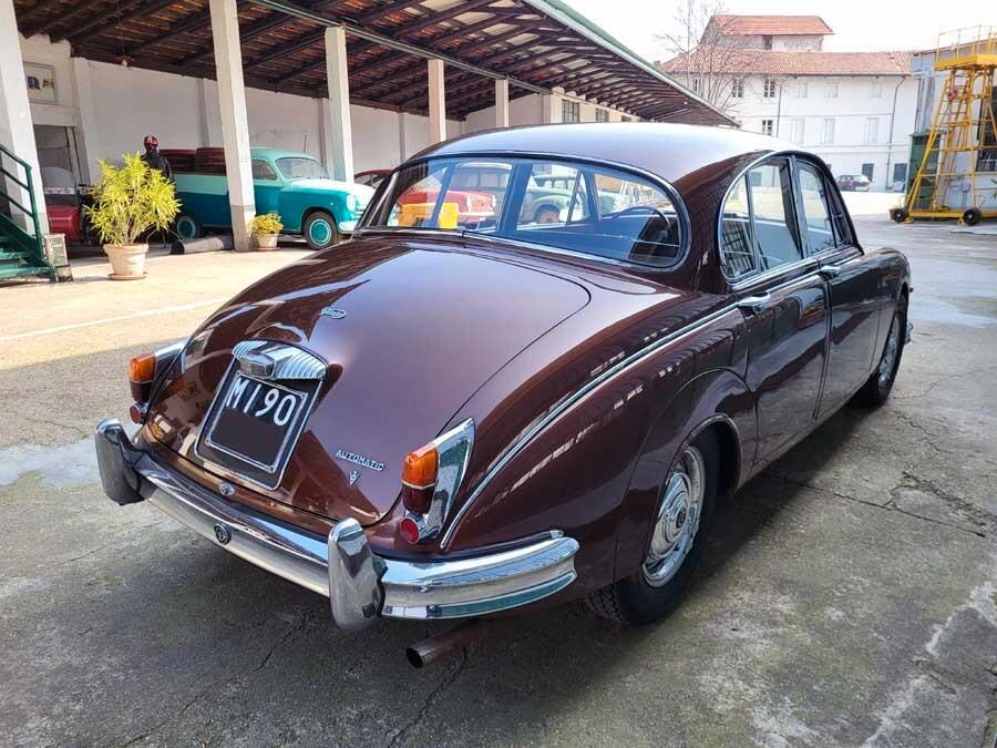 Daimler 2.5 V8 Saloon – 1964