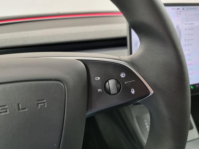 TESLA Model 3 NV35 RWD Premium