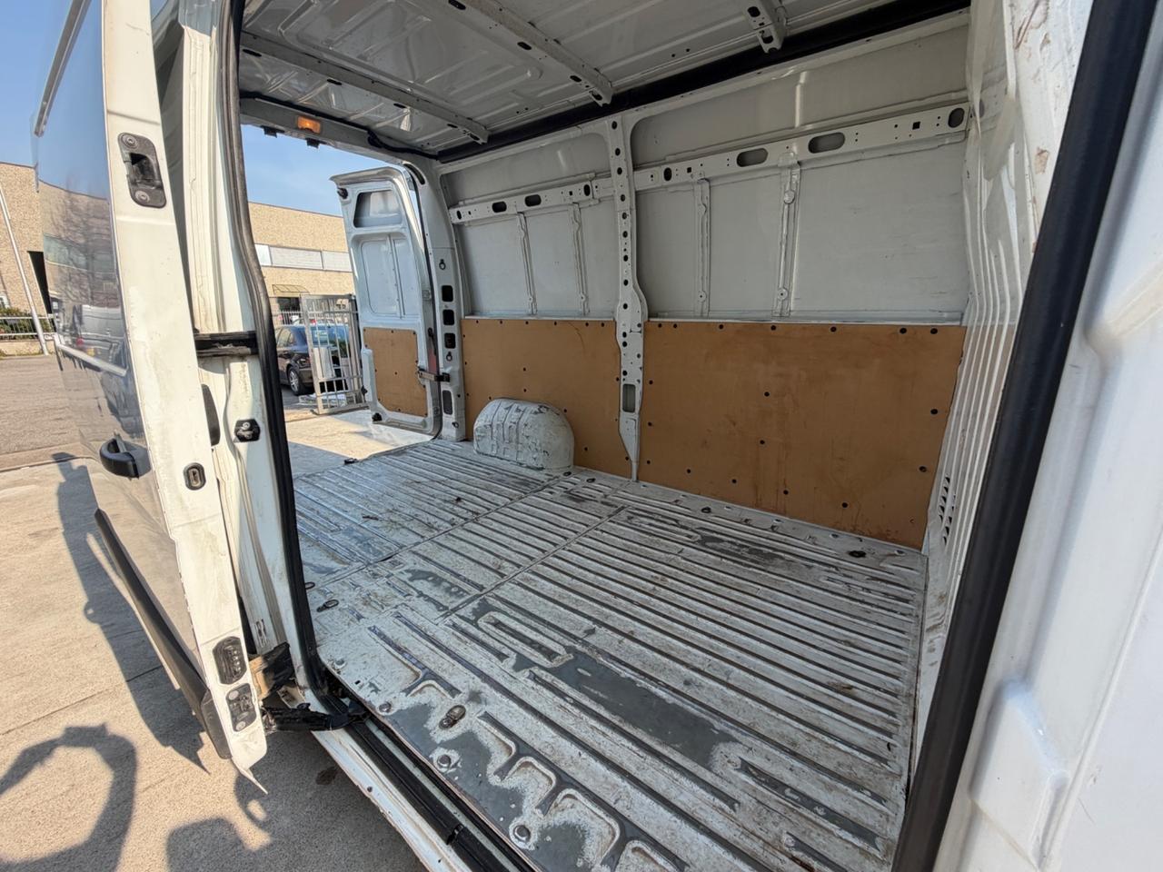 RENAULT MASTER 2.2DCI PORTATA 1535KG 3POSTI