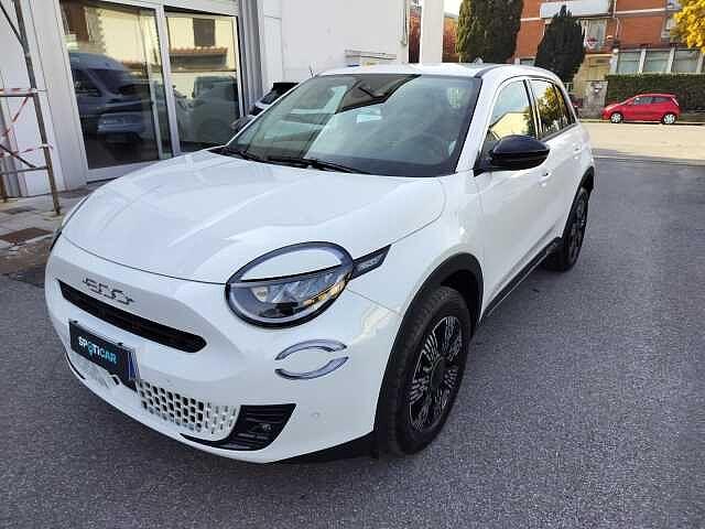 Fiat 600 Hybrid Hybrid 145 CV DCT MHEV Pop