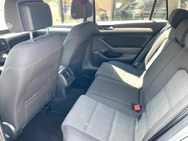 Volkswagen Passat Variant 2.0 TDI SCR 122 CV EVO DSG Business