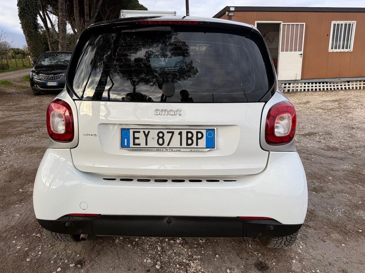 Smart ForTwo 1000 52 kW MHD coupé passion