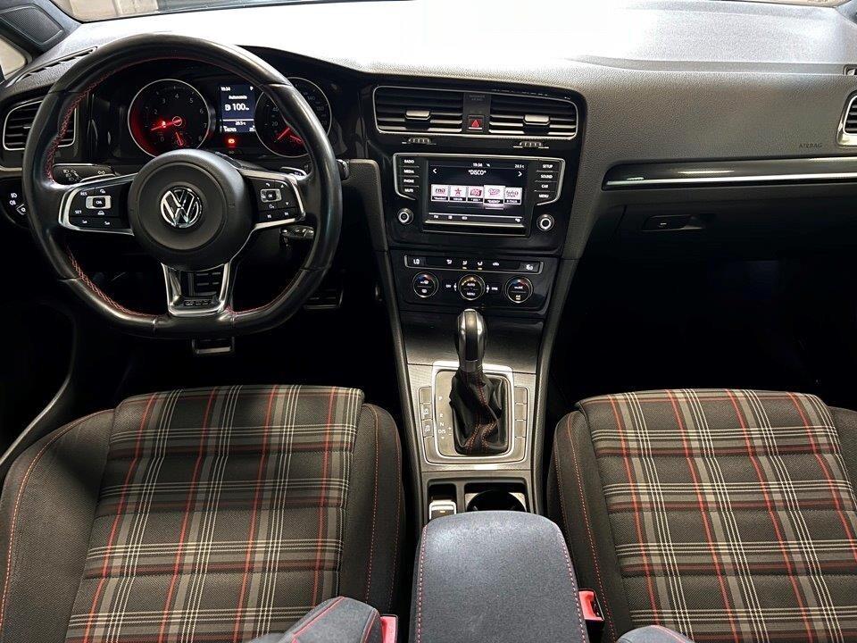Volkswagen Golf GTI Performance 2.0 TSI DSG 5p