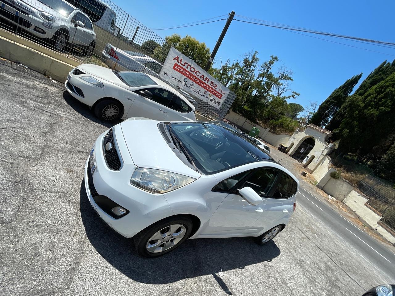 Kia Venga 1.4 Benzina e Metano - Tetto Apribile