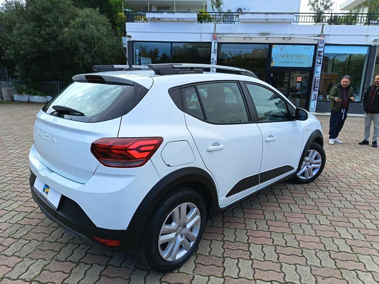 DACIA Sandero Stepway 1.0 TCe ECO-G ESSENTIAL