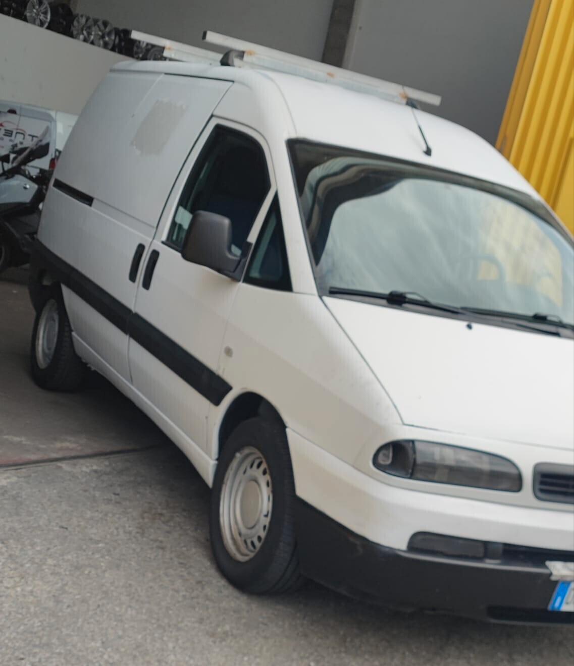 Peugeot Expert 2000 HDI