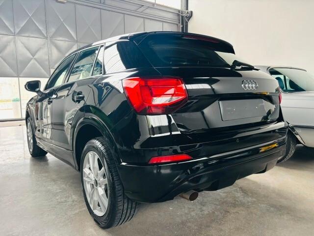 Audi Q2 30 TFSI Business, PERMUTABILE