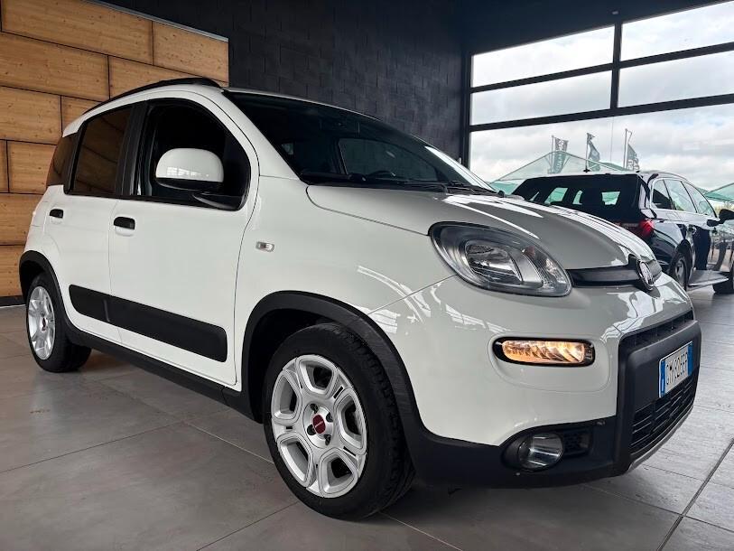 Fiat Panda 1.0 FireFly Hybrid 40.000KM NEOPATENTATI