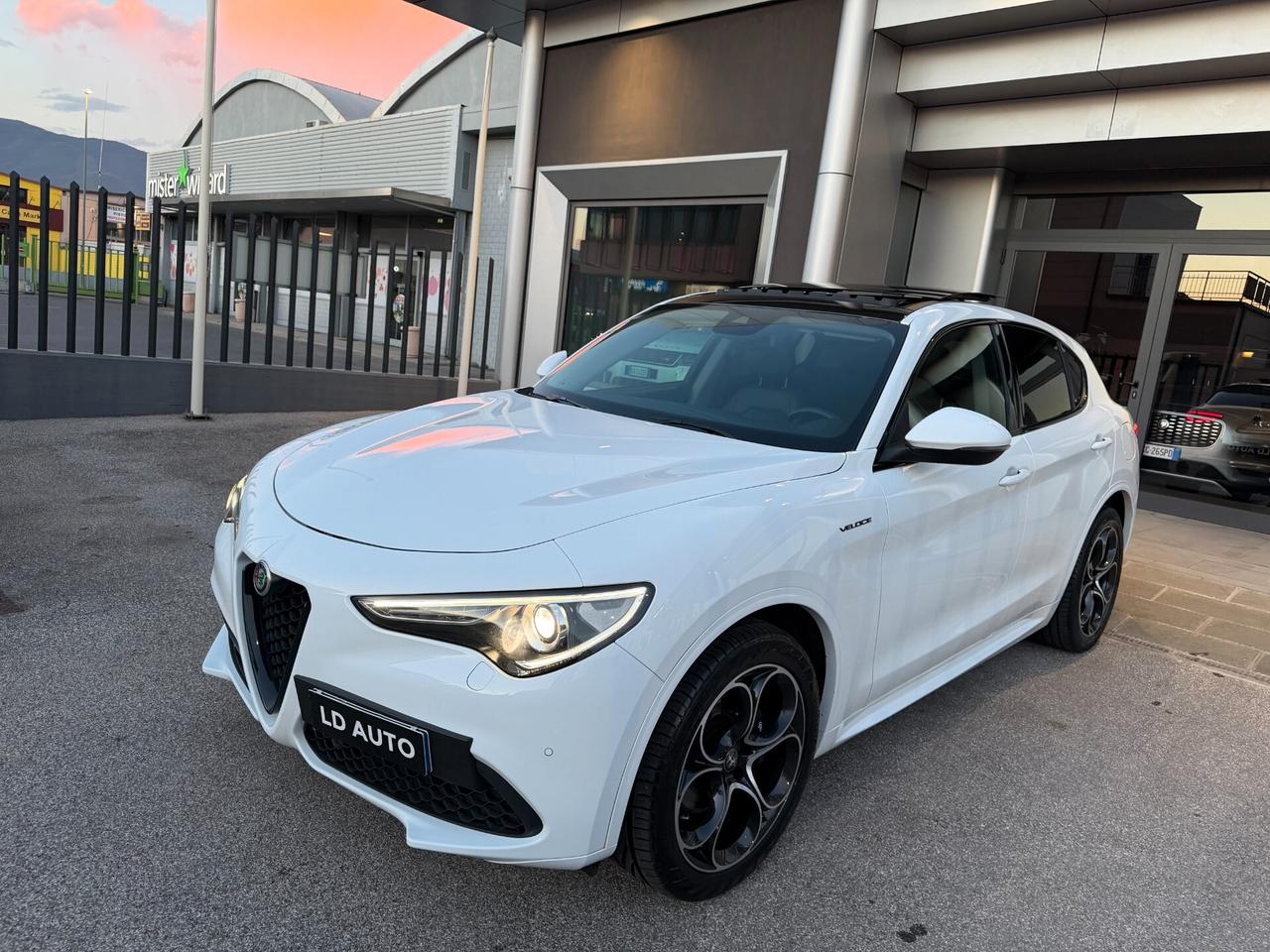 Alfa Romeo Stelvio 2.2 Turbodiesel 210 CV AT8 Q4 Veloce