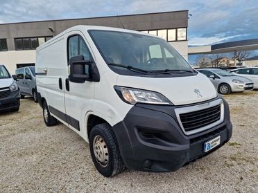 Peugeot Boxer 330 2.2 BlueHDi 120 S&S PC-TN Furgone