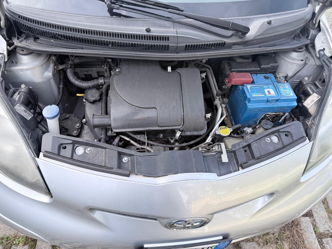 Toyota Aygo 1.0 12V VVT-i 5 porte Now Connect