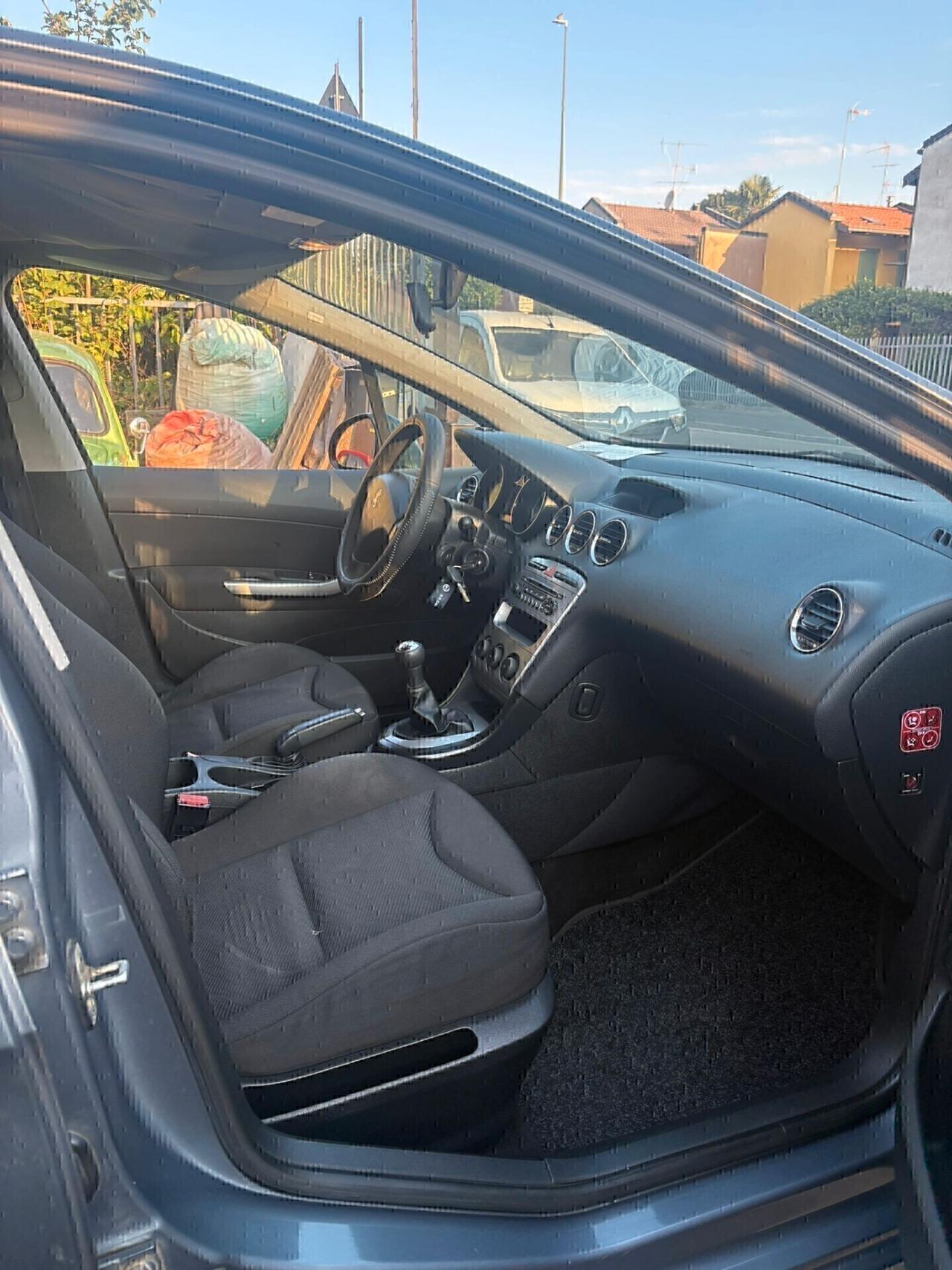 Peugeot 308 1.4 VTi 95CV 5p. Premium