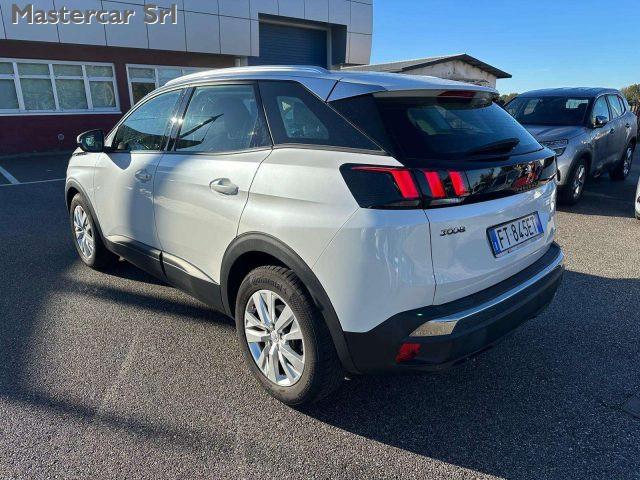 PEUGEOT 3008 3008 1.5 bluehdi Business tg: FT845ET