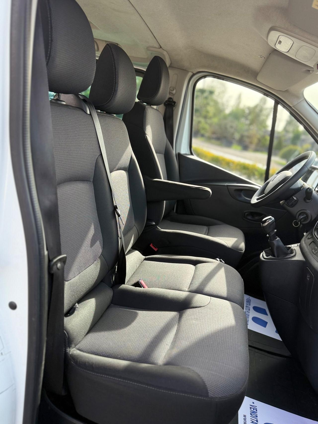 Renault Trafic 2.0 dCi 145 cv 9 Posti 11/2019