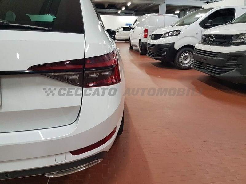 Skoda Superb Superb Wagon 2.0 tdi evo Sportline 200cv dsg