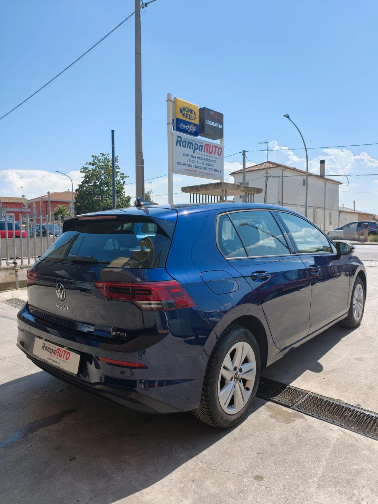 Volkswagen Golf 1.5 eTSI 130 CV EVO ACT DSG Life