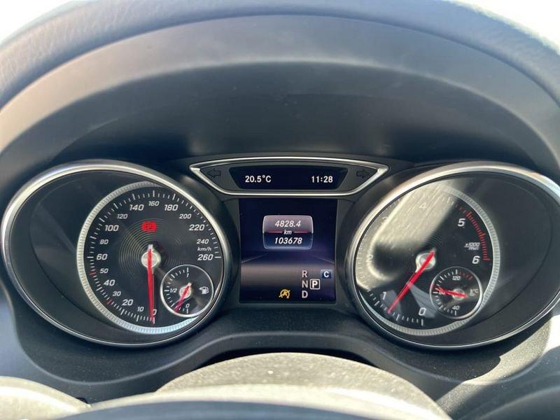 Mercedes-Benz GLA 200 D SPORT AUTO