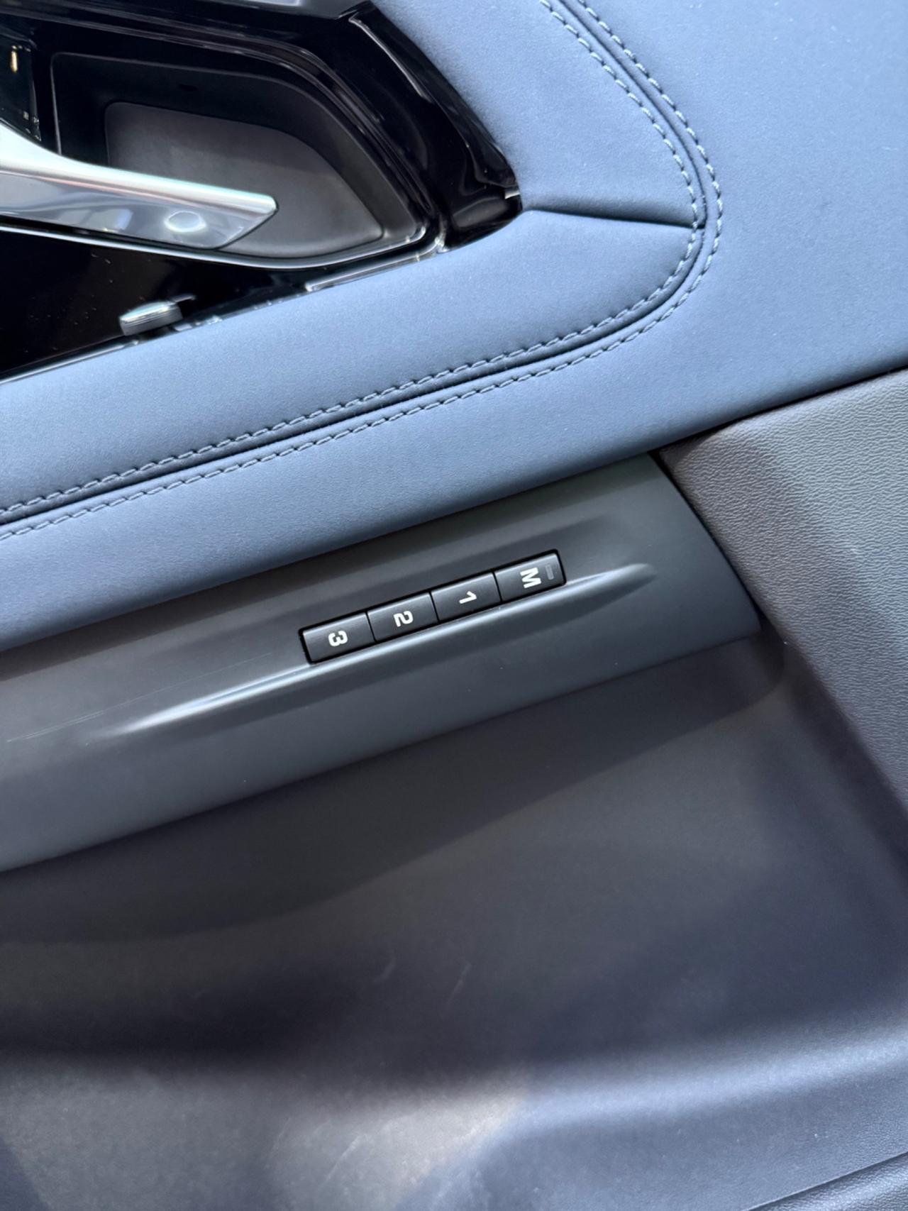 Land Rover Range Evoque 2.0 MHEV 150cv SOLO 95.000KM