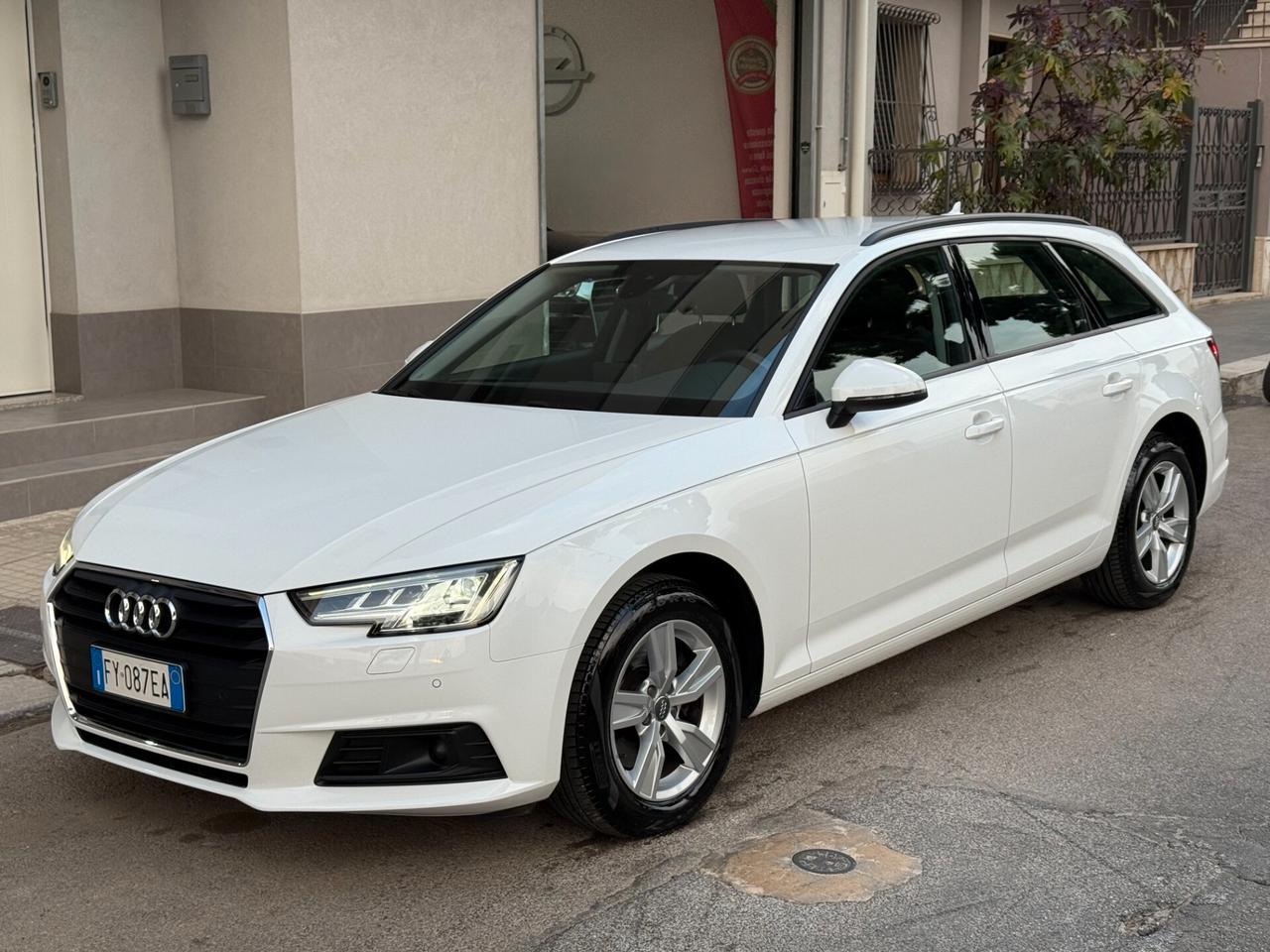 Audi A4 Avant 35 TDI Stronic *MATRIX *NAVI - 2019