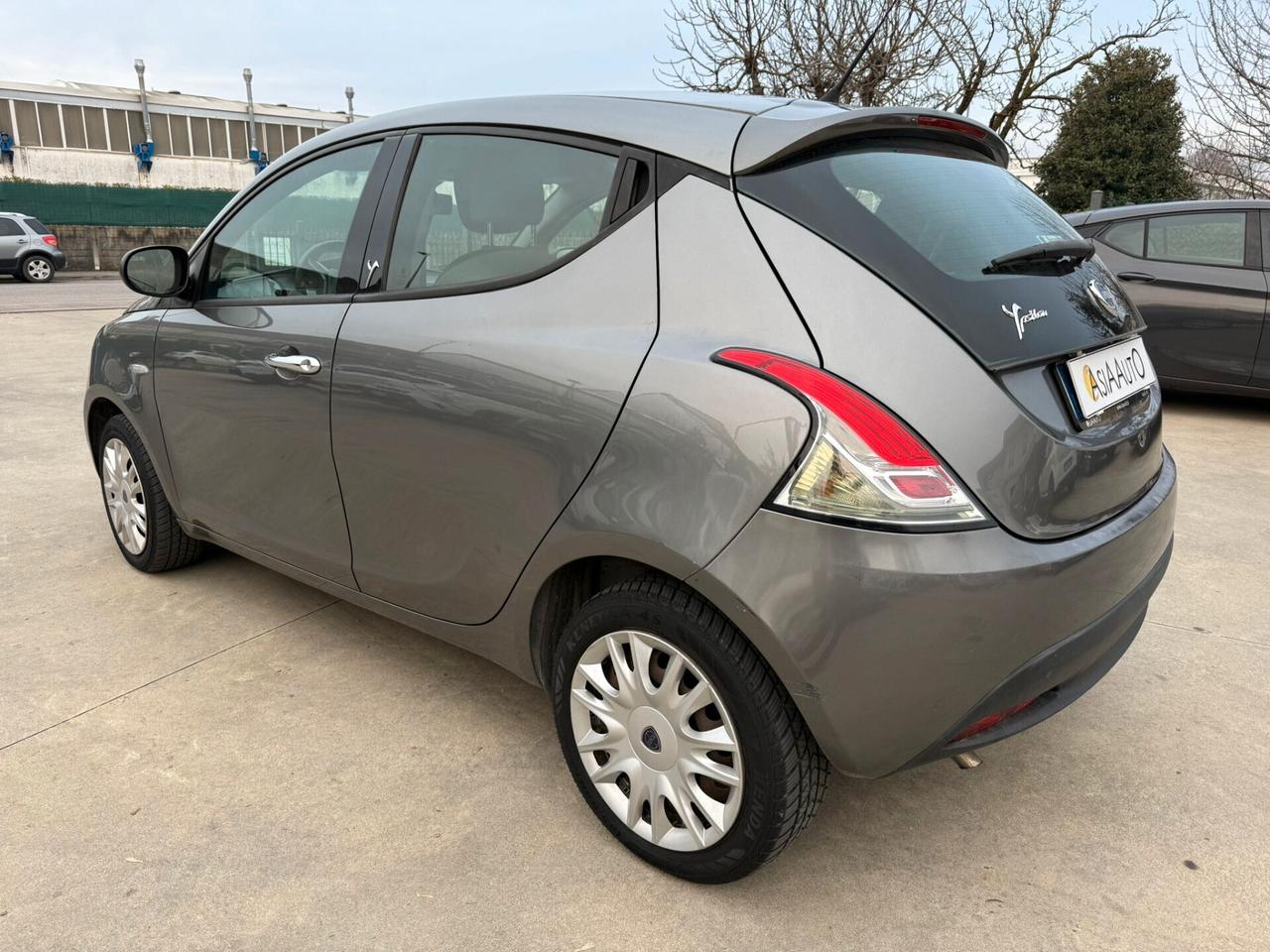 Lancia Ypsilon 1.2 BENZINA 5P UNICO-PROPR
