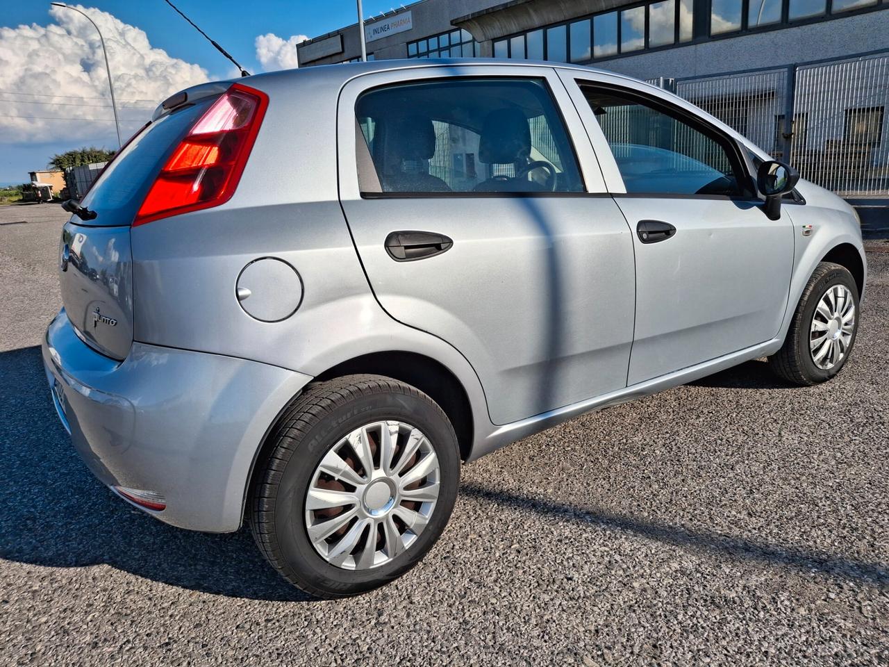 Fiat Grande Punto 1.4-5 porte Active Natural Power-METANO/BENZINA-