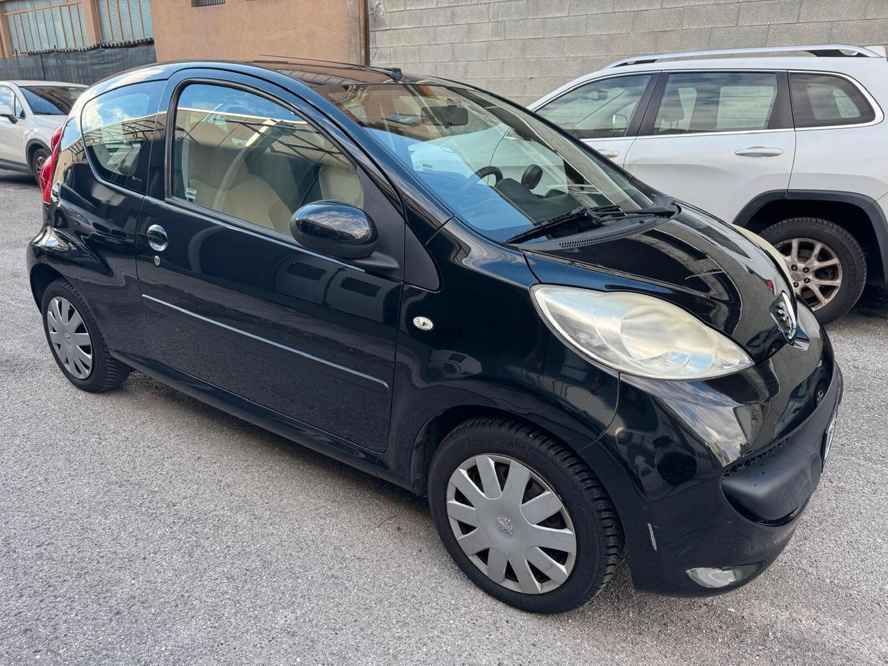 Peugeot 107 1.0 68CV 3p. Sweet Years