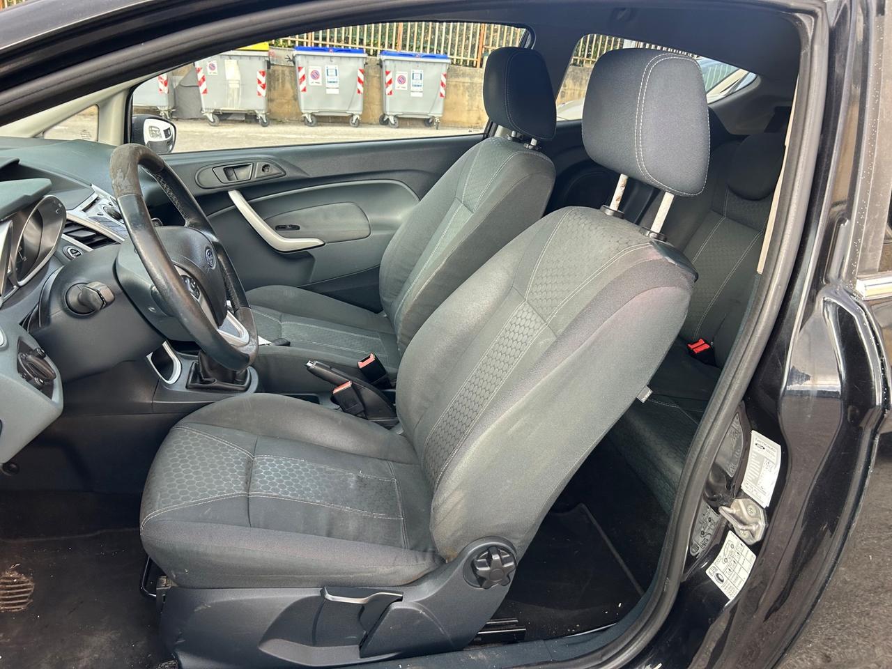 Ford Fiesta 1.4 TDCi 68CV 3 porte Titanium