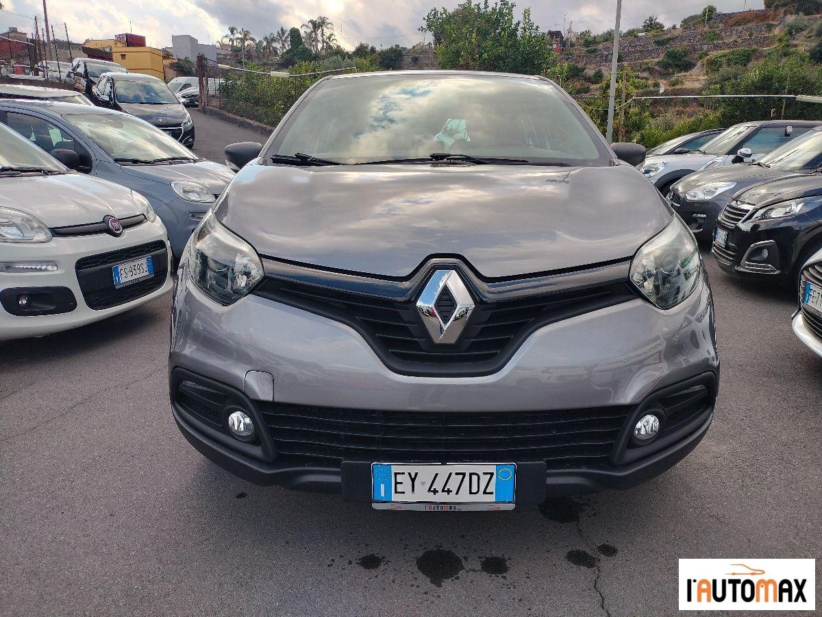 RENAULT - Captur 0.9 tce Live s&s 90cv