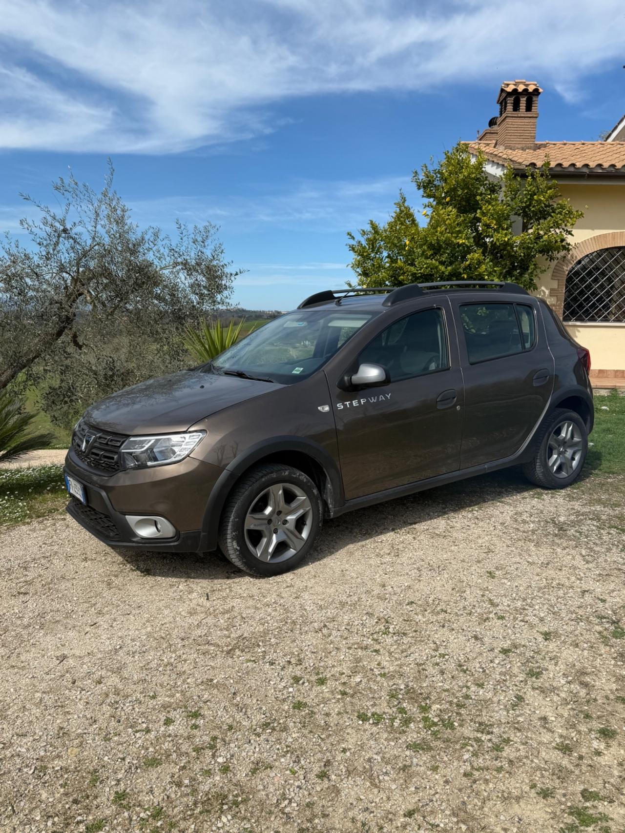 Dacia Sandero Stepway 1.0 TCe 100CV ECO-G 15th Anniversary