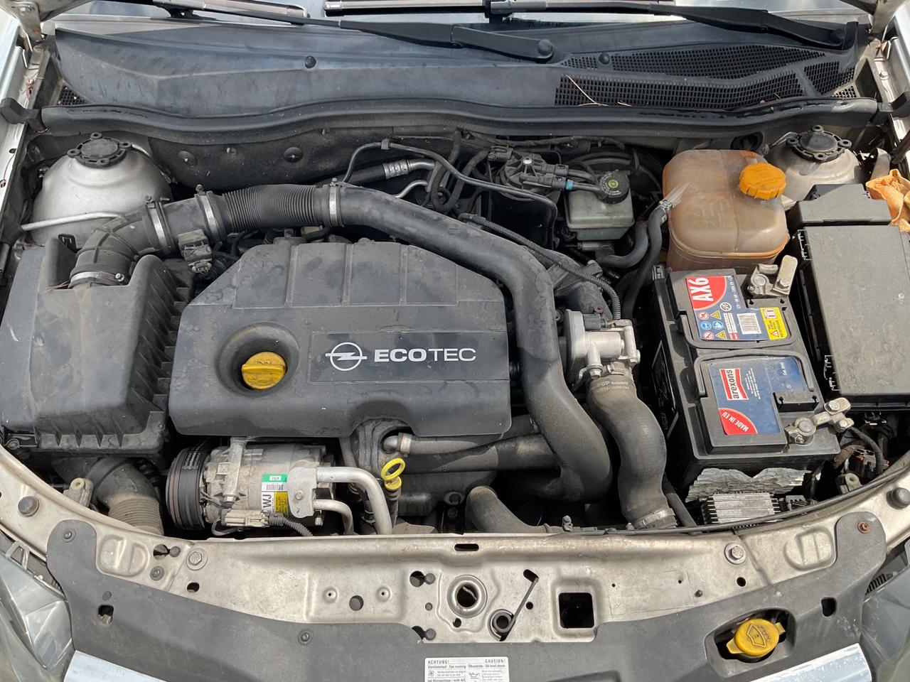 Opel Astra GTC 1.7 CDTI 101CV 3 porte Cosmo