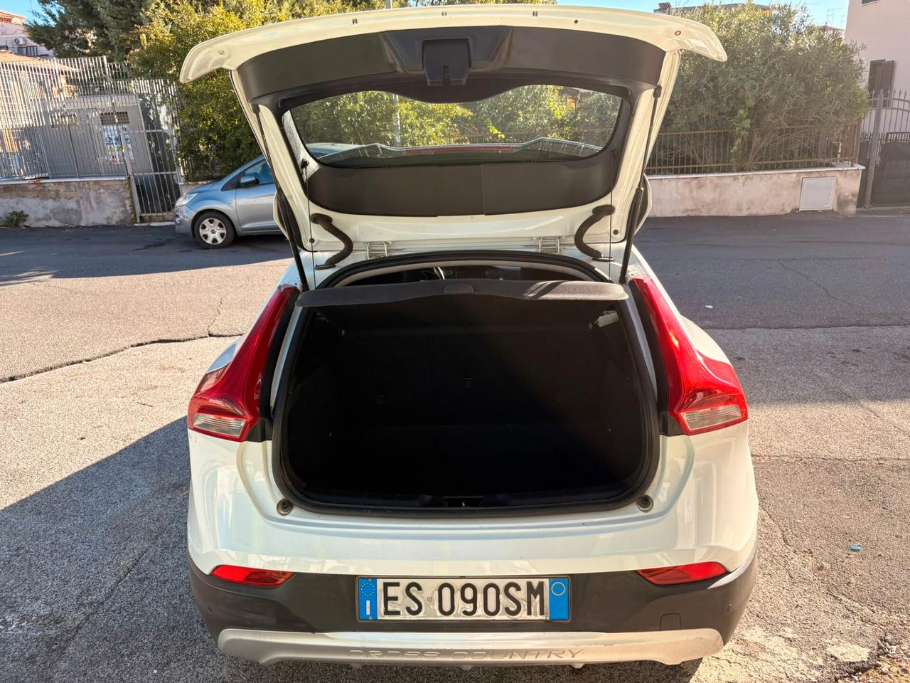 Volvo V40 Cross Country D2 1.6 Summum - SUPERPREZZO