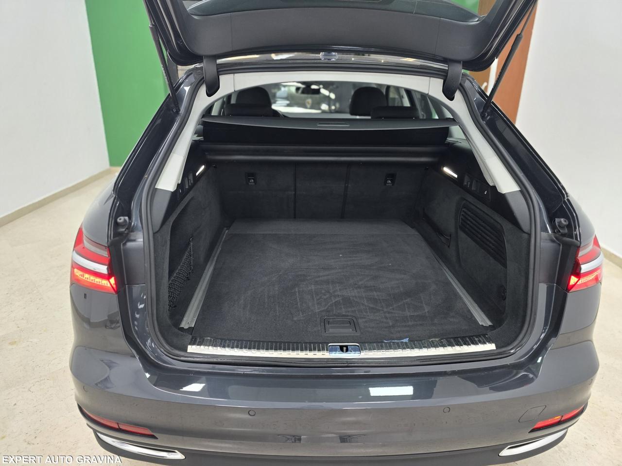 AUDI A6 2022 2.0cc 204cv MYLD HYBRID *INTROVABILE*