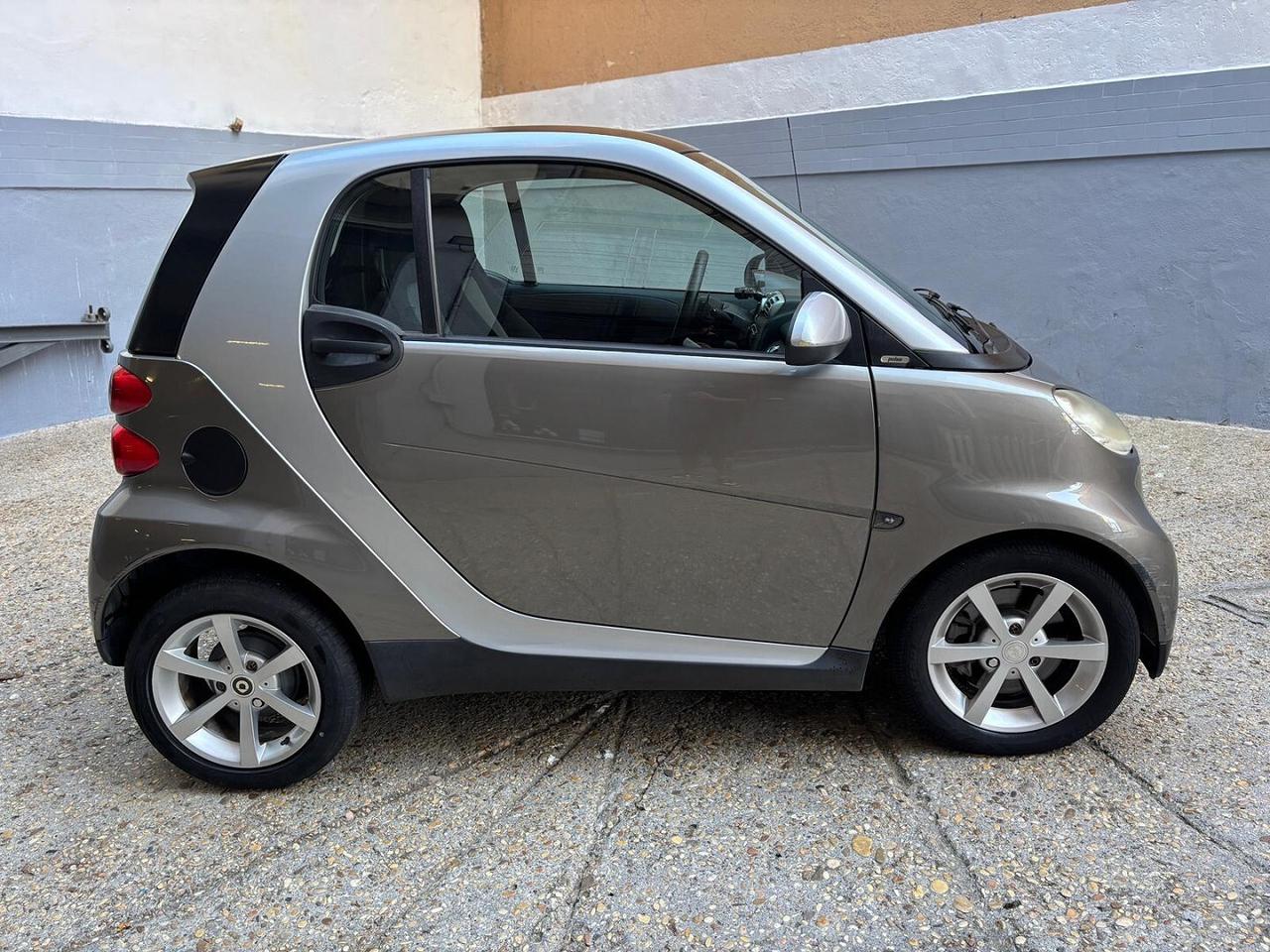 SMART fortwo - APPENA EFFETTUATO TAGLIANDO