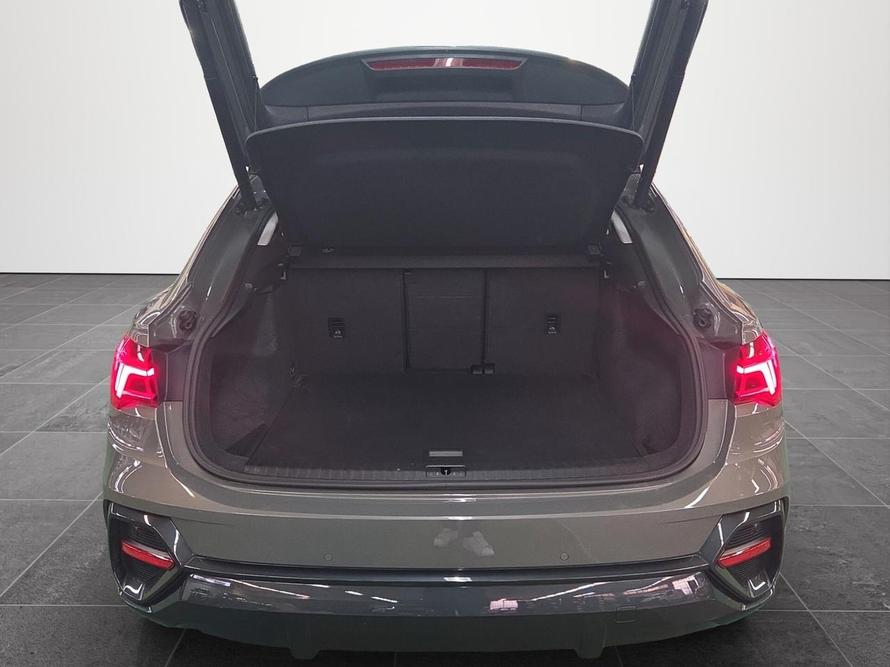 Audi Q3 SPORTBACK 35 TDI S tronic Business Plus