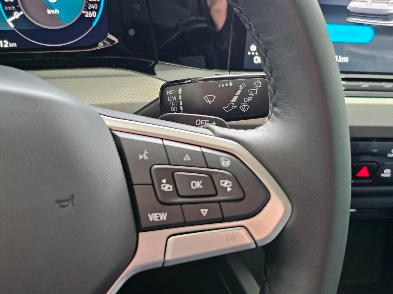 Volkswagen Golf TDI MOVE LIFE C.16 Tetto Nav Led Matrix Clima3Zone