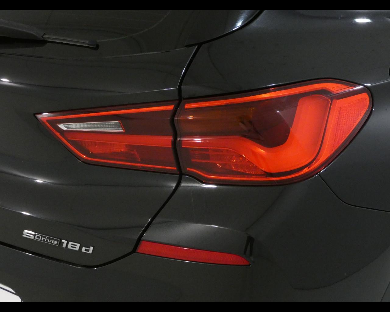 BMW X2 (F39) - X2 sDrive18d Business-X