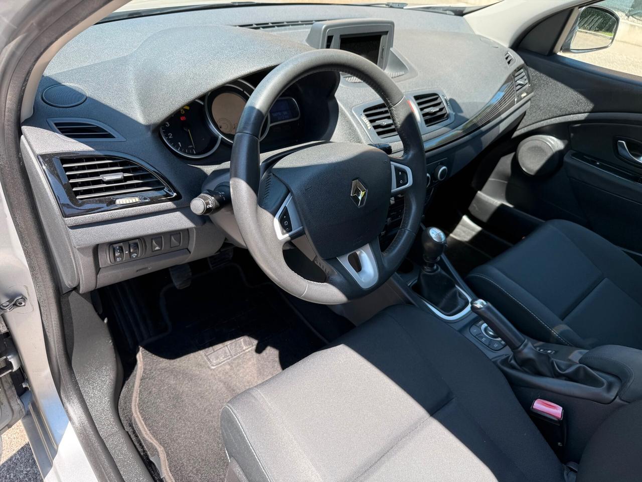 Renault Megane III SporTour 1.9 dci - NAV. - 12 MESI DI GARANZIA
