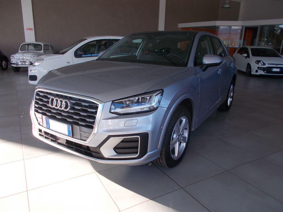 AUDI - Q2 - 30 TDI S tronic Admired