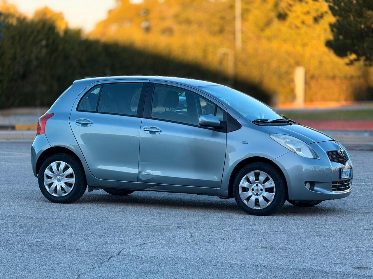 Toyota Yaris GARANZIA 12 MESI