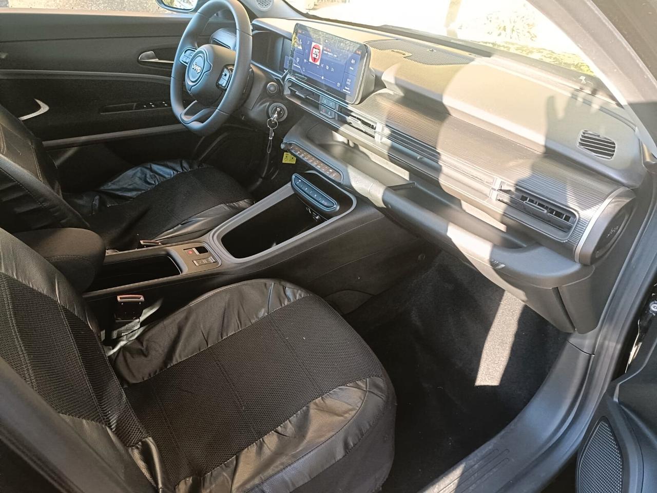 Jeep Avenger 1.2 Turbo 100 CV MHEV Altitude