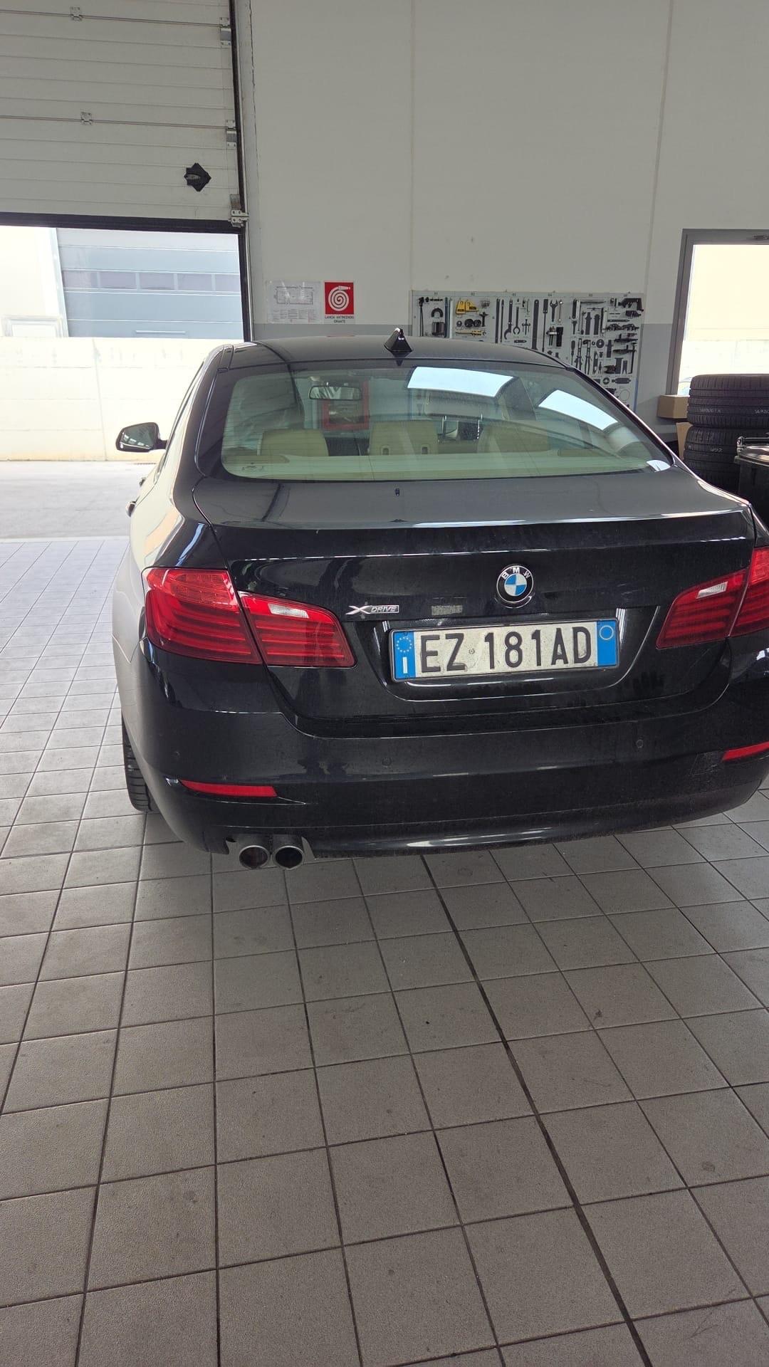 Bmw 520 520d xDrive LEGGI ANNUNCIO