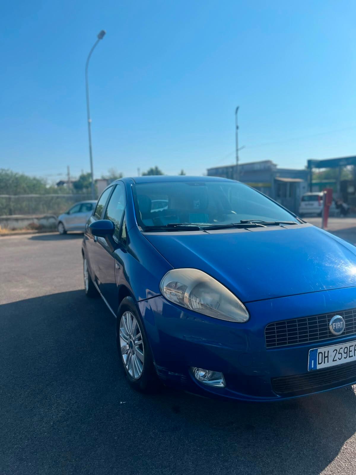 Fiat Grande Punto 1.3 MJT 75 CV 5 porte Dynamic