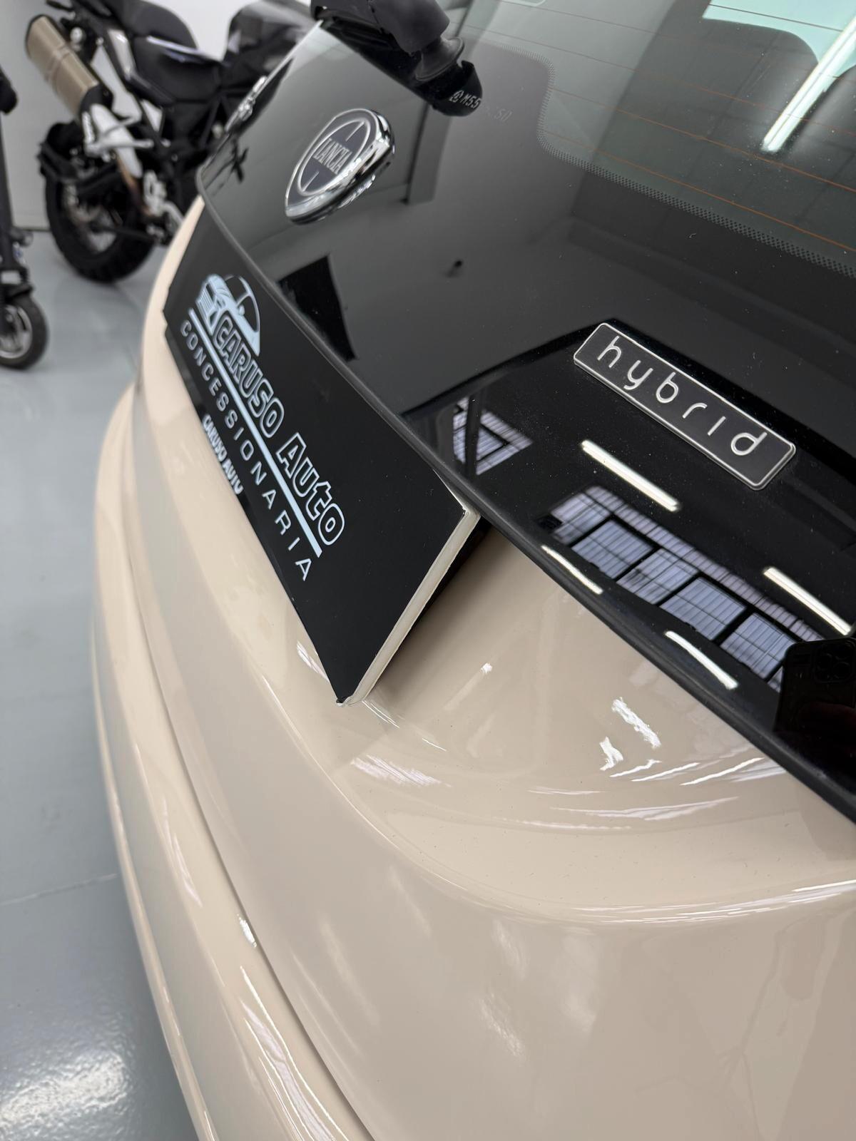 Lancia Ypsilon 1.0 FireFly 5 porte S&S Hybrid Ecochic Gold