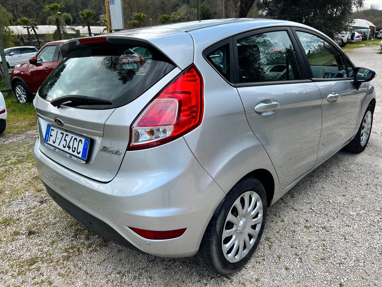 Ford Fiesta 1.4 3 porte Bz.- GPL Business NEOPATENTATI !