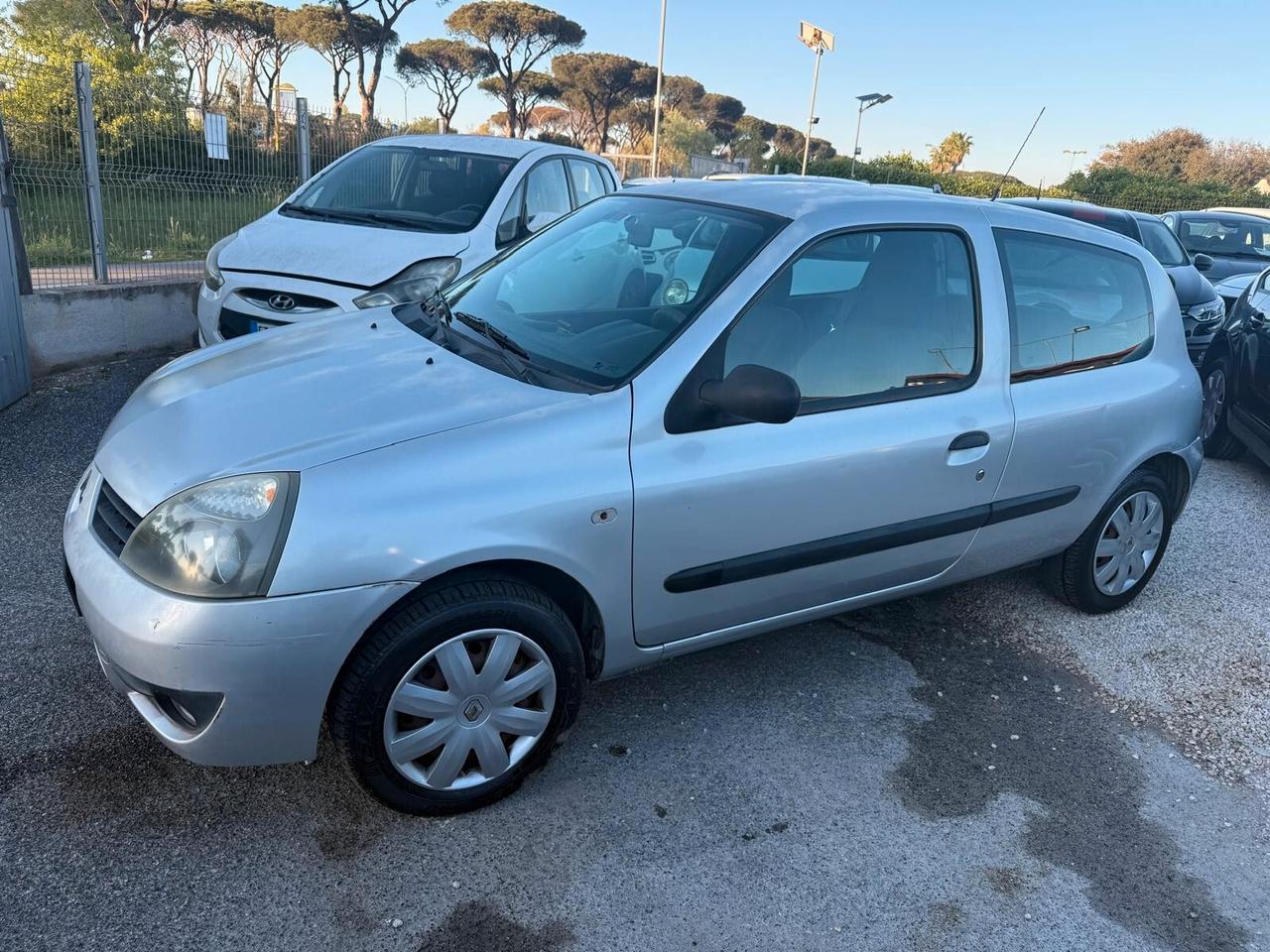 Renault Clio Storia 1.2 3 porte Dynamique