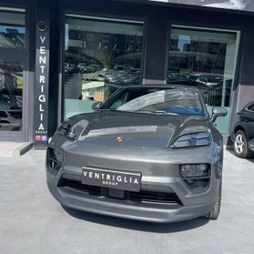 PORSCHE - Macan EV - 4