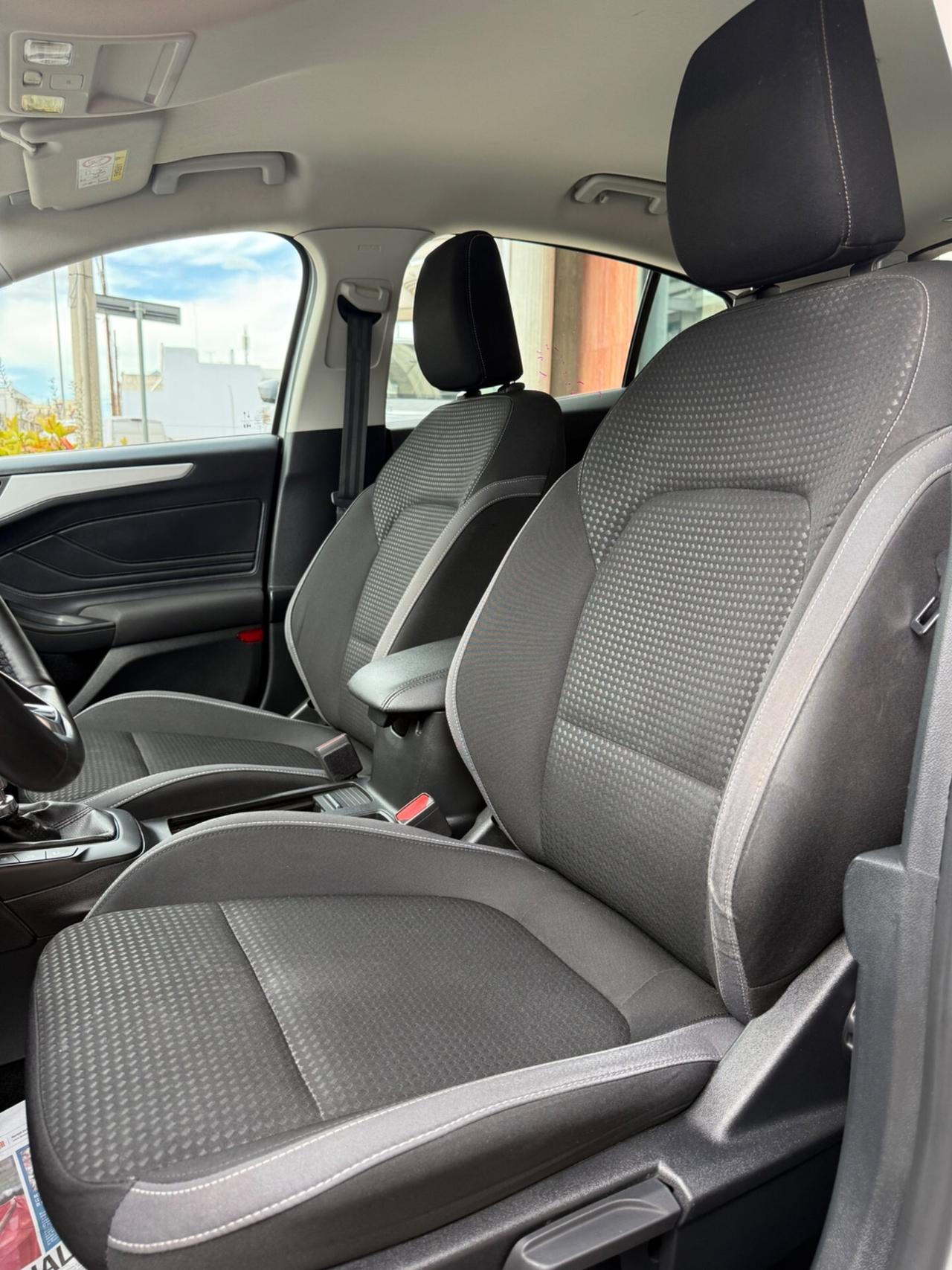 Ford Focus 1.0 EcoBoost Hybrid 125 CV Titanium 2021