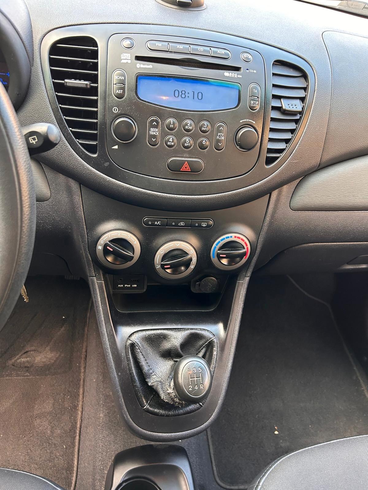 Hyundai i10 Anno 2013 1.1 Benz/GPL SOUND EDITION