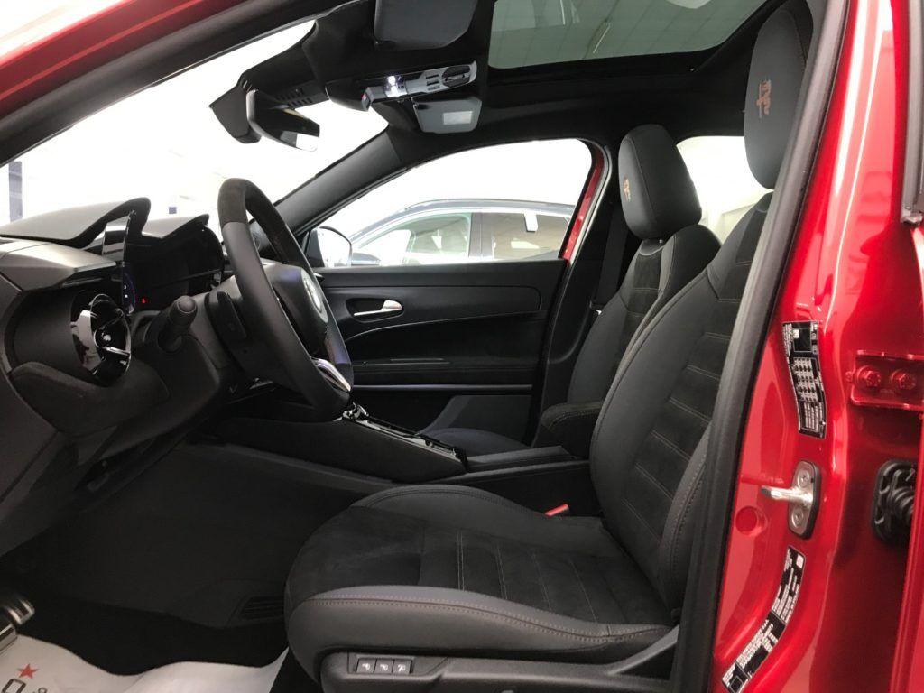 Alfa Romeo Junior 1.2 145 CV Hybrid eDCT6 Intensa + Tetto